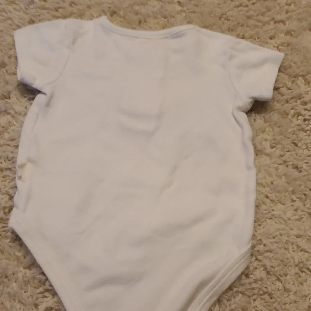5 For $25 Rabbit + Bear Organic‎ White Baby Onesie Size 3-6 Months
